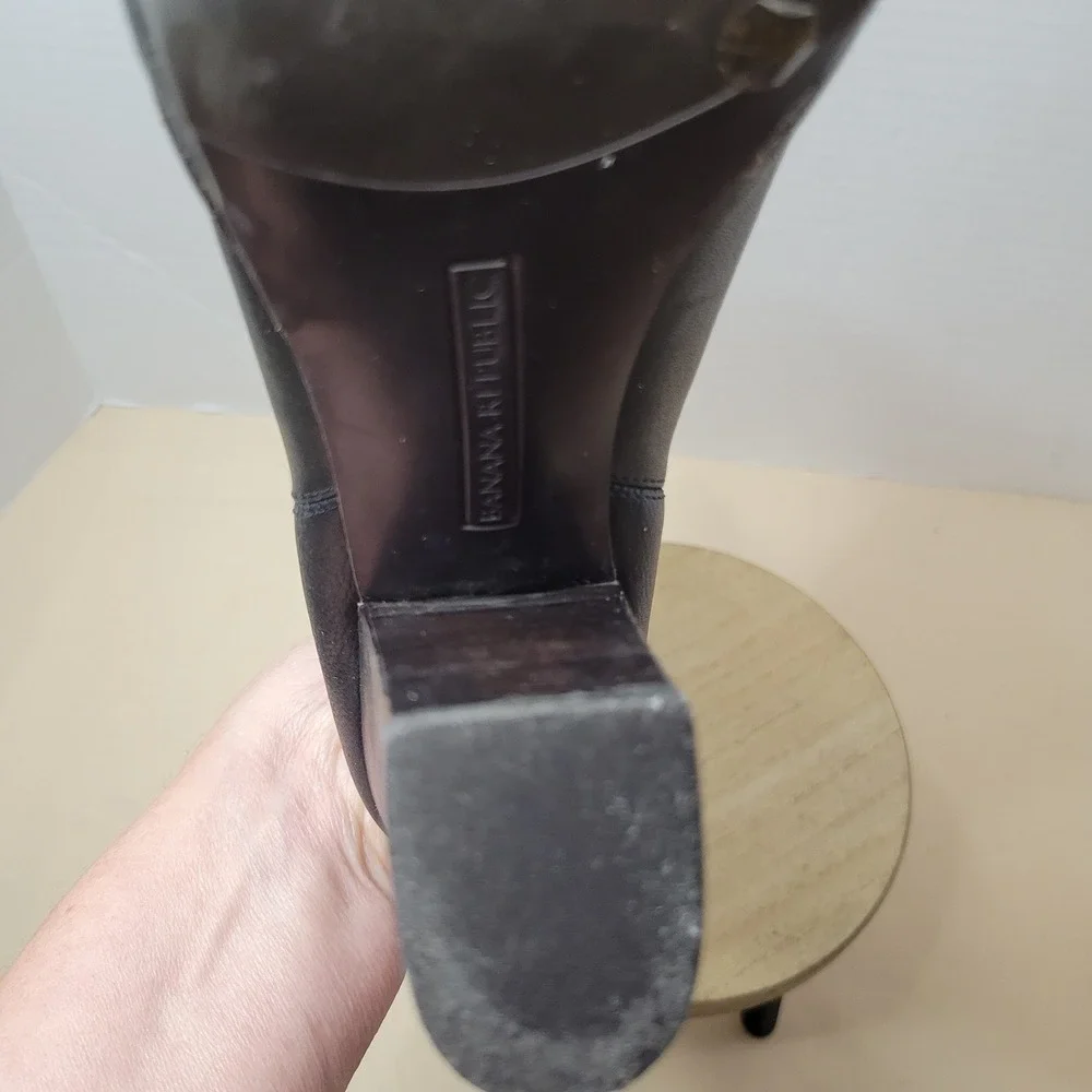 Banana Republic Black Pebbled Leather Mid Calf Block Heel Boots Womens 7.5 M